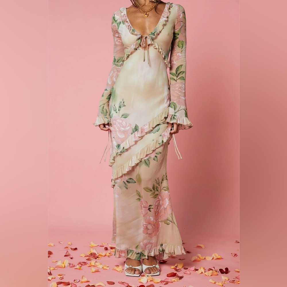Isabelle Quinn Louisa Maxi Dress - Picture 10 of 12